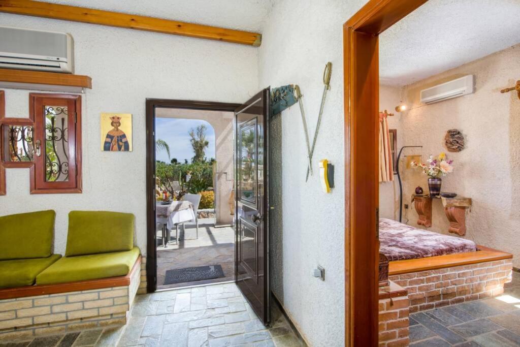 Renas Secret Garden House Semesterbostad Chania (Crete)