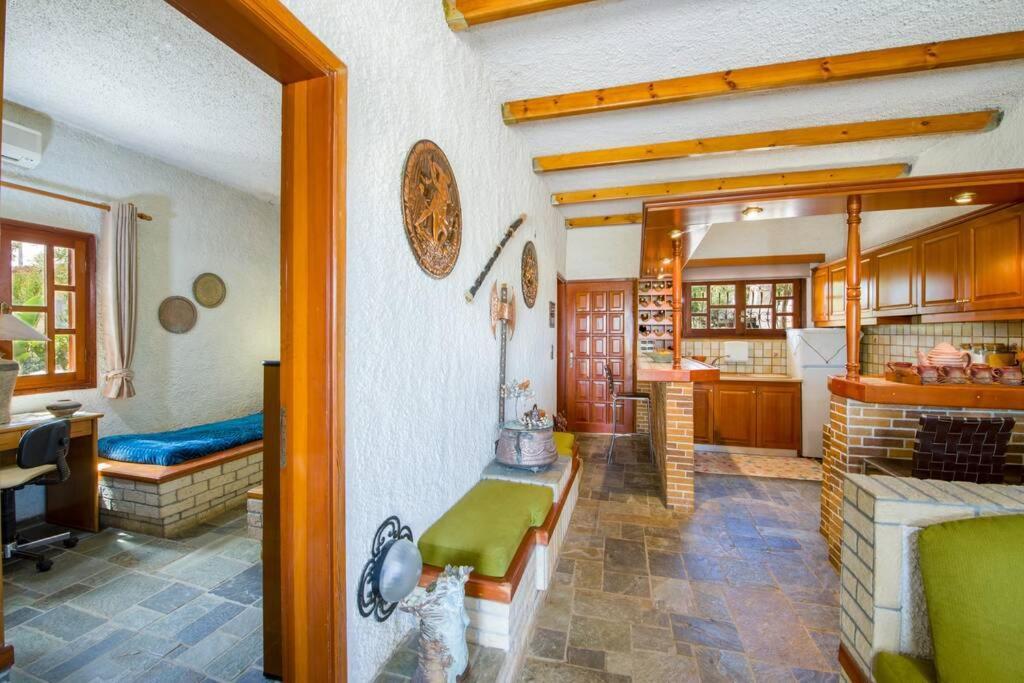 Semesterbostad Renas Secret Garden House