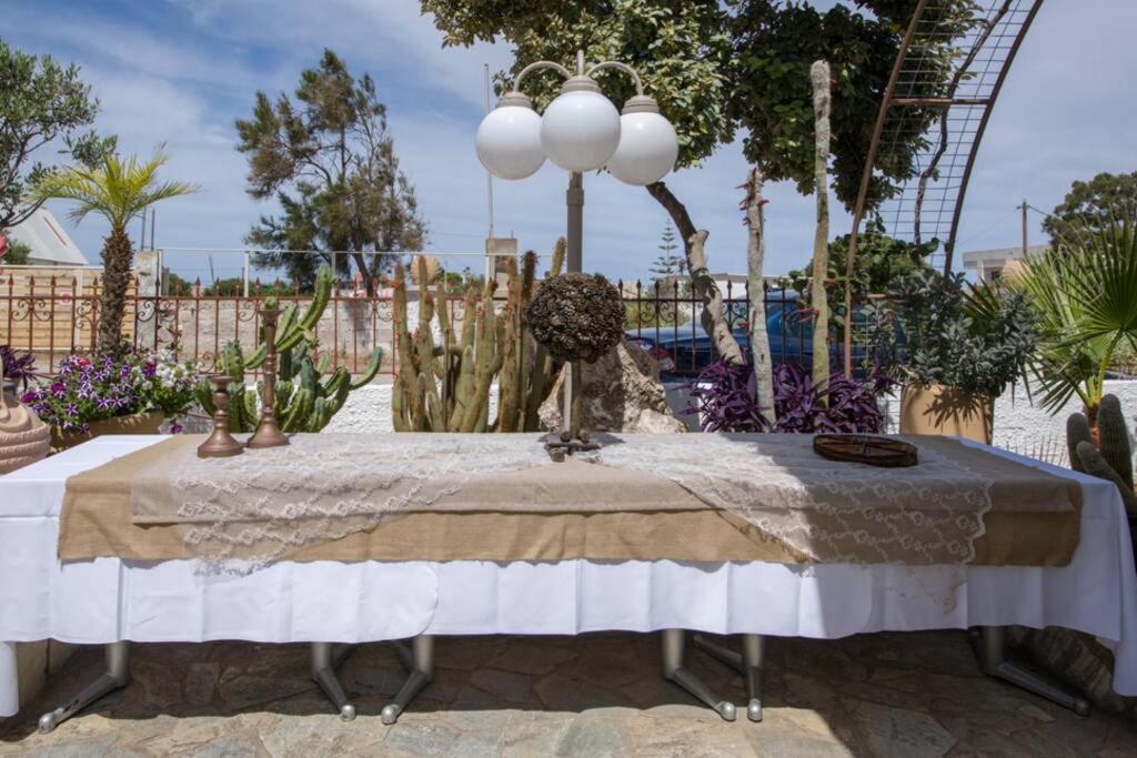 Ferienhaus Renas Secret Garden House *