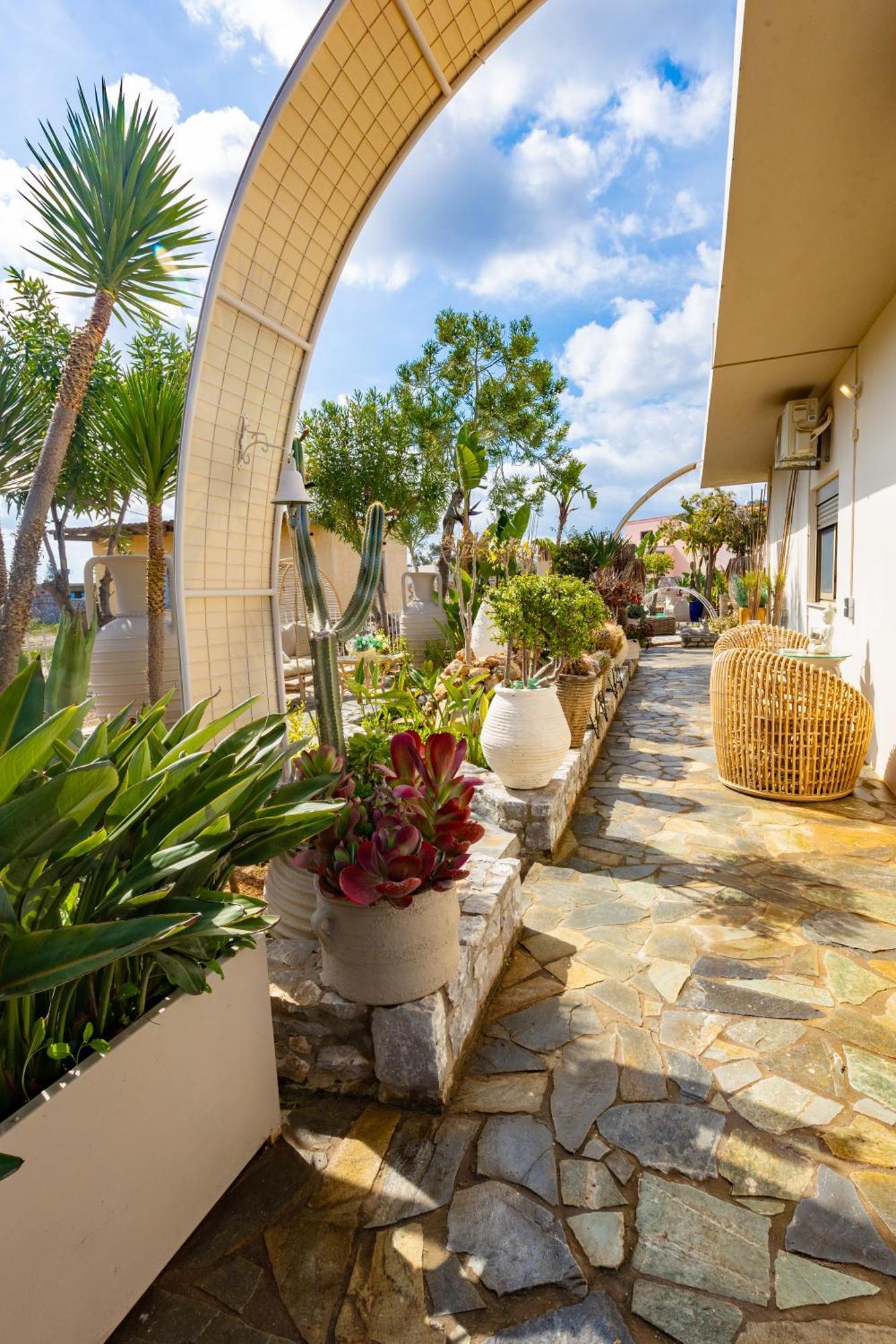 Renas Secret Garden House Ferienhaus Chania (Crete)